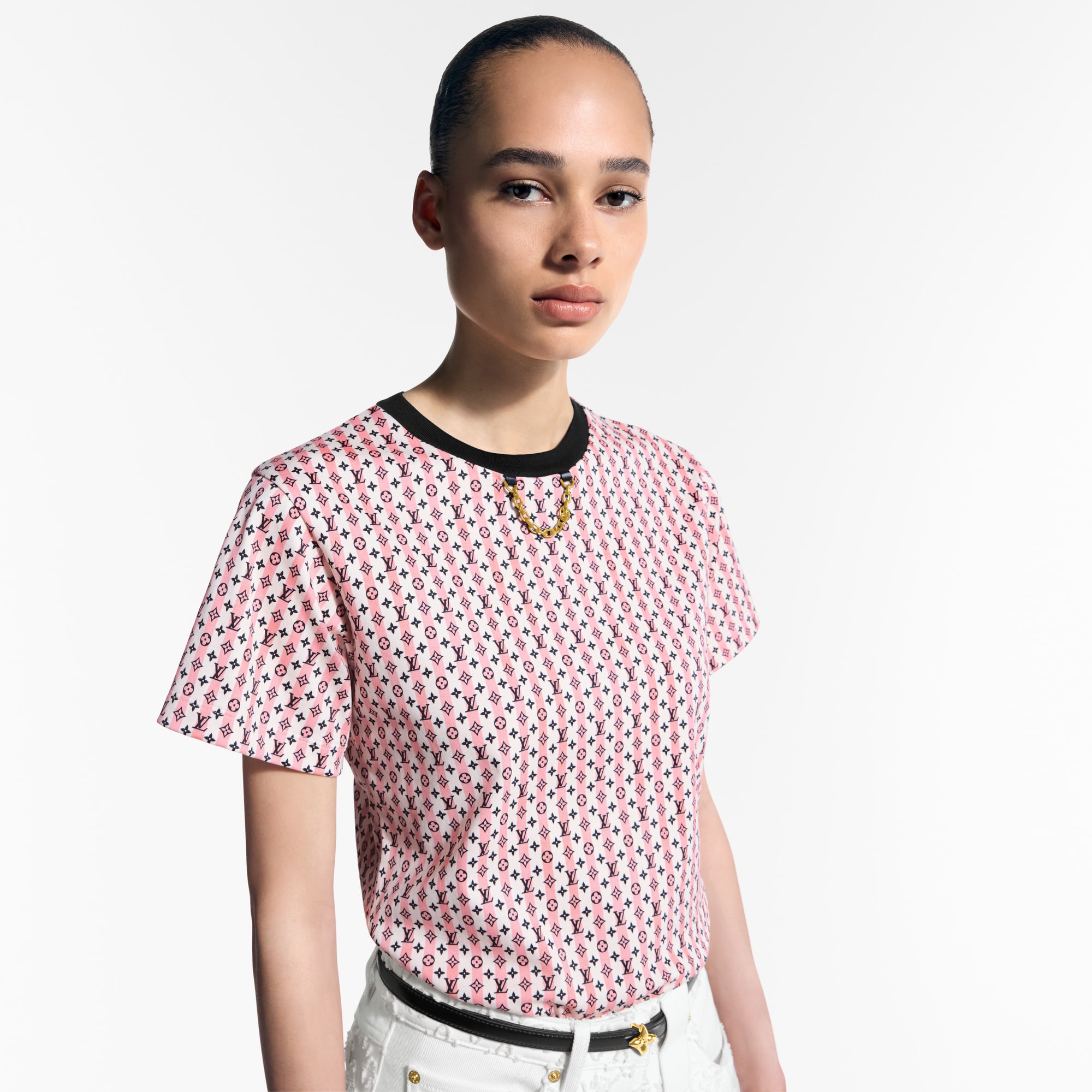 エレガントカジュアル【Louis Vuitton】スカーフプリントTシャツ エレガントカジュアル【Louis Vuitton】スカーフプリントTシャツ